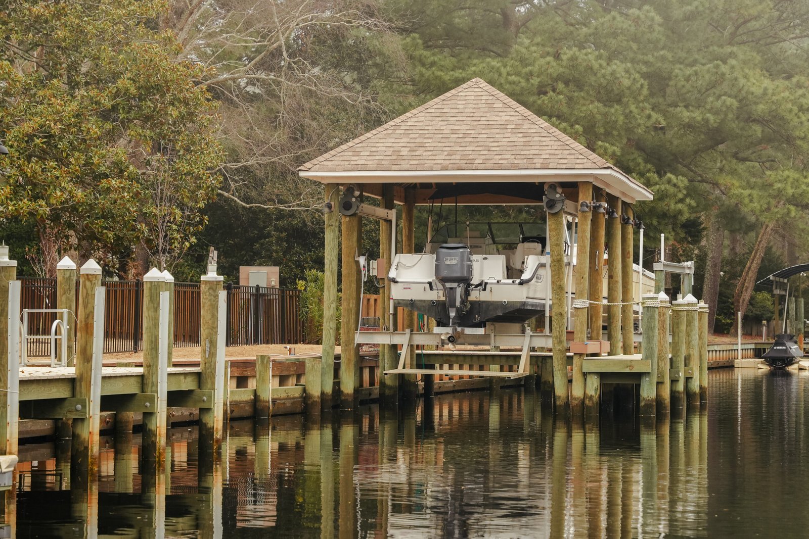 Boat House & Lift Virginia Beach